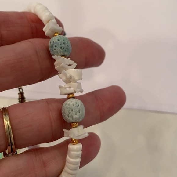 Natural stone sponge bead boho beach bracelet - Picture 3 of 7